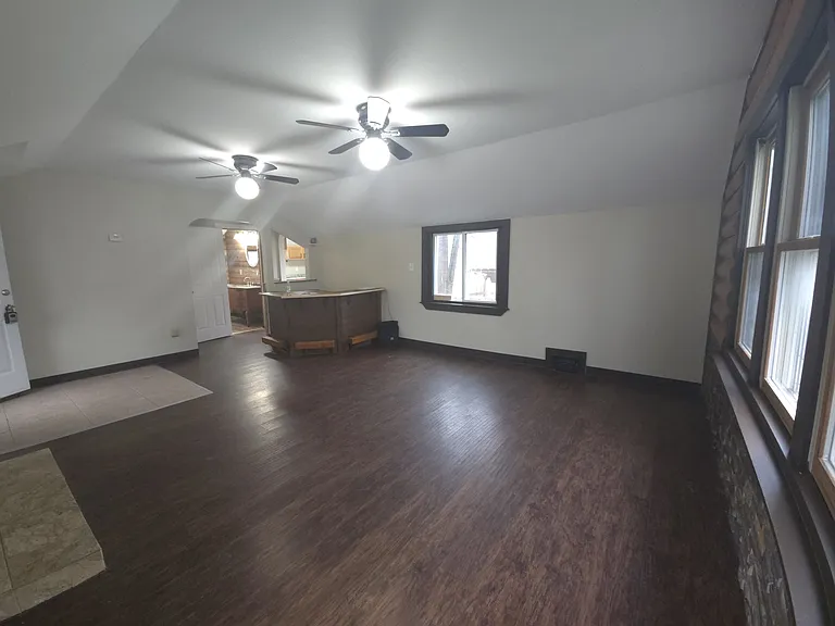 1430 Frederick Blvd — Photo 8