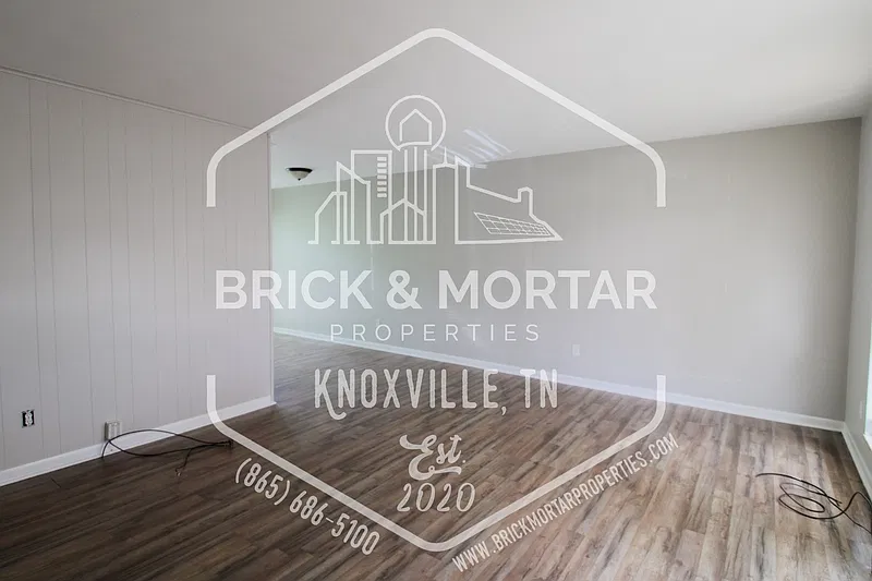 2 bed, 1.0 bath, 875 sqft, $1,295 — Photo 2