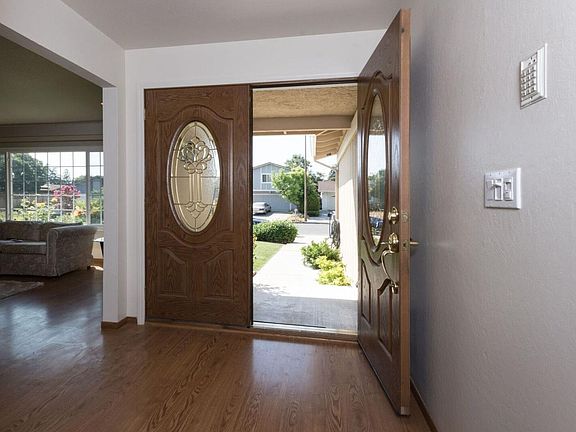 5th image of 5295 Southbridge Pl