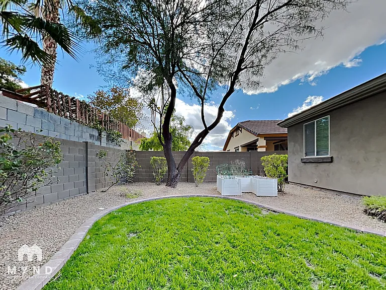 2639 N Walker Way — Photo 21