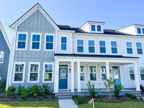 758 Blueway Ave, Summerville, SC 29486