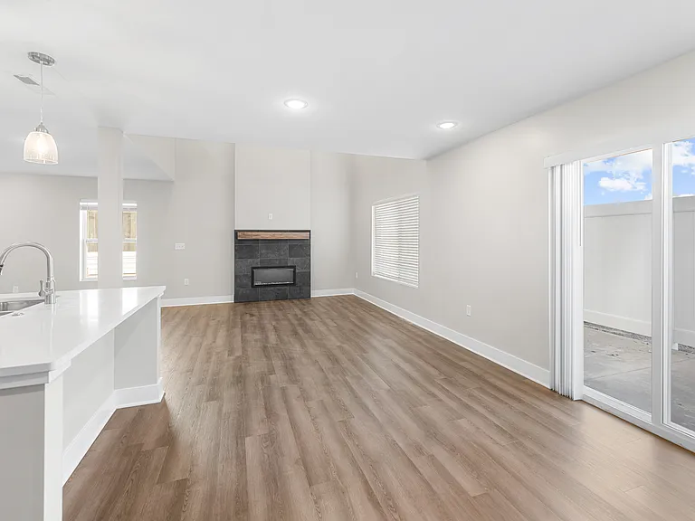 2707 Amelia Ln — Photo 8