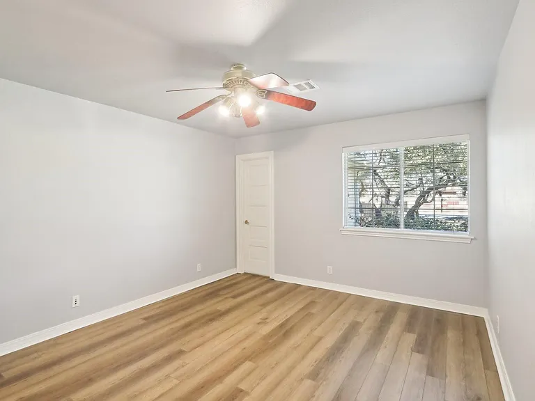 294 Logan Ranch Rd — Photo 27