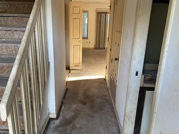 5th image of 3514 Parkwood Ave