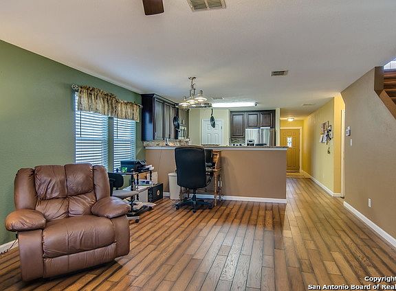 3rd image of 5838 Bronco Way