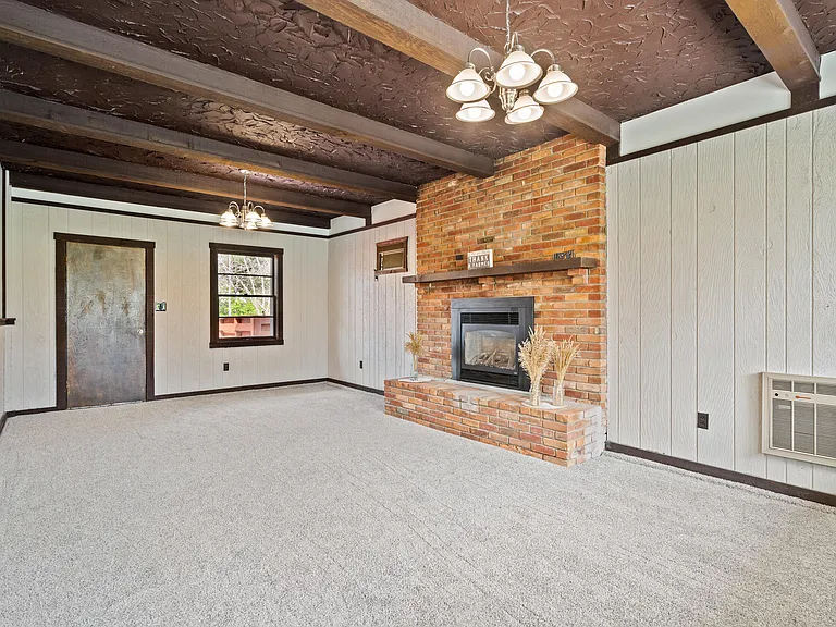 1103 Sioux Dr — Photo 16