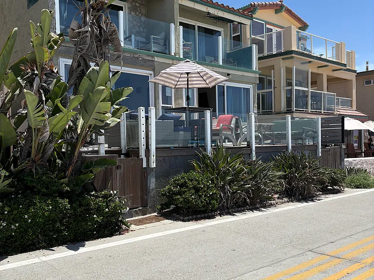 3239 Ocean Front Walk — Photo 8