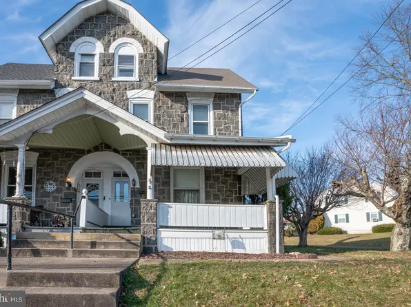 28 N 9th St, Perkasie, PA 18944
