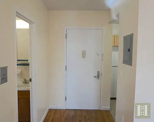 Rented by Halstead Real Estate | media 17