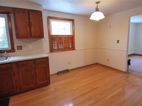 5th image of 112 Pumpkin Ln