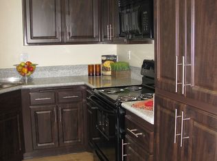 570 Knollview Ct APT 0201, Palmdale, CA 93551