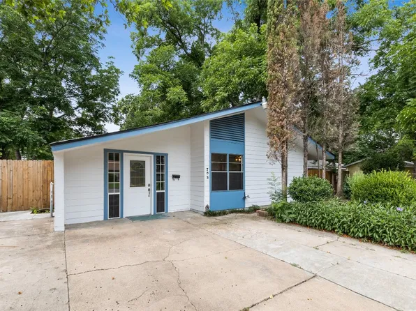 703 Faun Dr, Euless, TX 76040