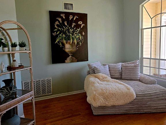 2nd image of 7838 Trail Run Loop