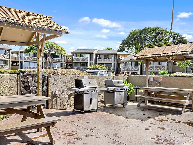 S Kihei Rd — Photo 34