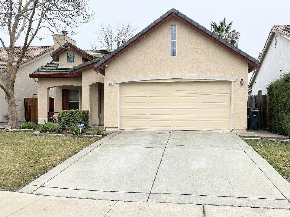 1st image of 3807 Chimney Rock Way