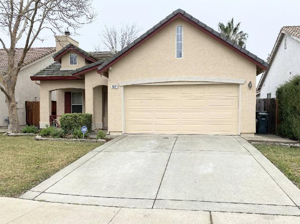 3807 Chimney Rock Way