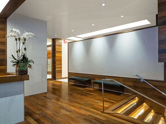 5th image of 301 E 47th St APT 17N