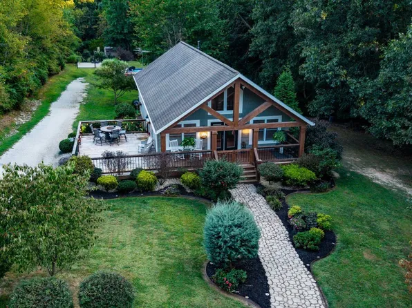 350 Standpipe Rd, Jackson, OH 45640