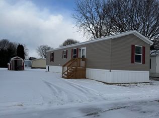 154 Pheasant Run, Lapeer, MI 48446