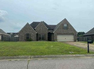 55 Barkridge Dr, Oakland, TN 38060