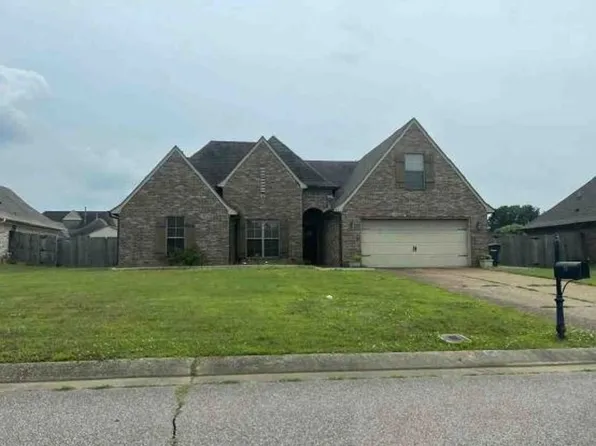 55 Barkridge Dr, Oakland, TN 38060