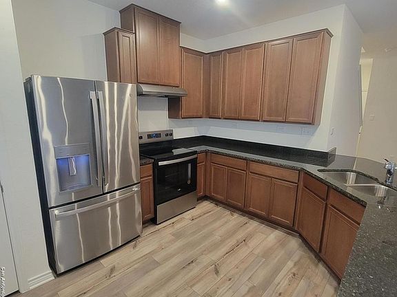 3rd image of 14839 Vance Jackson Rd #909