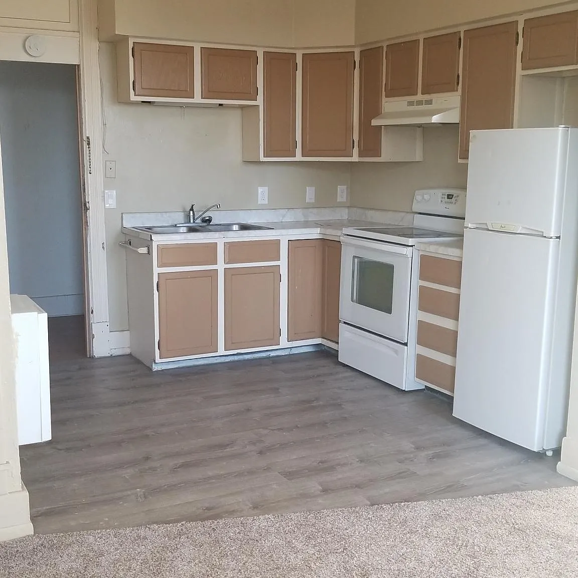 1 bed, 550 sqft, $650 — Photo 2
