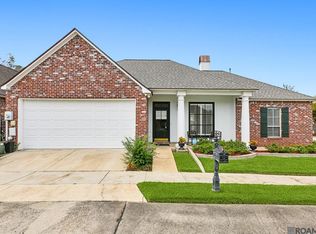 8610 Crest Ct, Baton Rouge, LA 70809