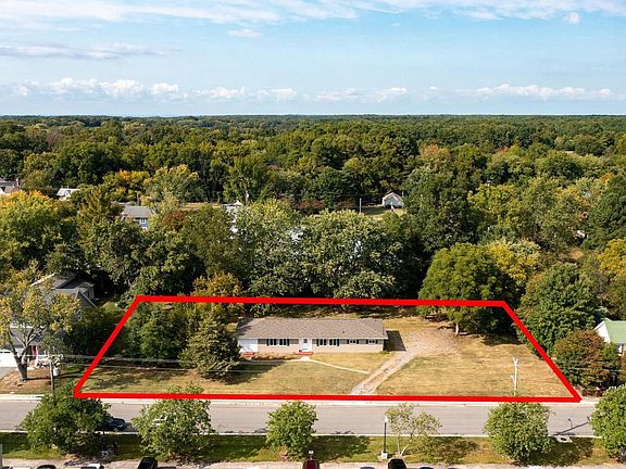 3rd image of 21424 Catholic Ave