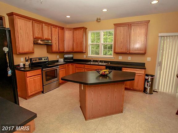 Kitchen with Island View