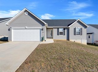 1833 Sunset Rdg, Festus, MO 63028
