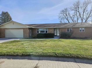1305 Parkview Dr, Norfolk, NE 68701