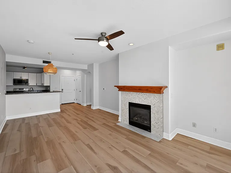 9079 E Panorama Cir #301 — Photo 3