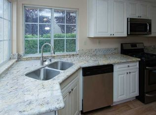 9536 Pacific View Dr, Las Vegas, NV 89117