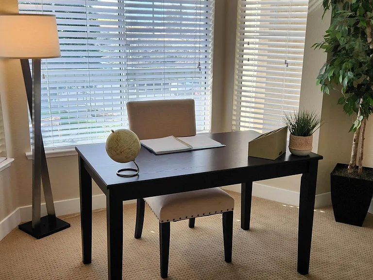 Hillcrest View — Photo 17