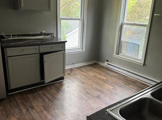 1104 Butternut St #4, Syracuse, NY 13208