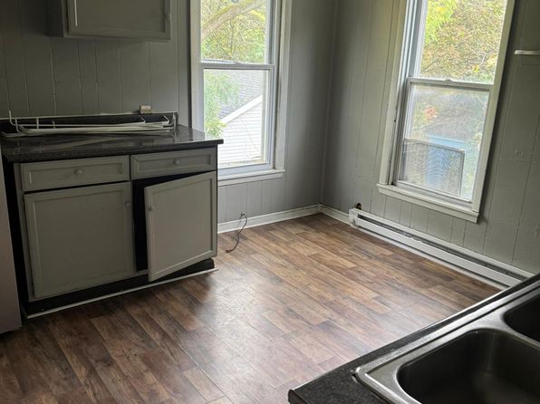 1104 Butternut St #4