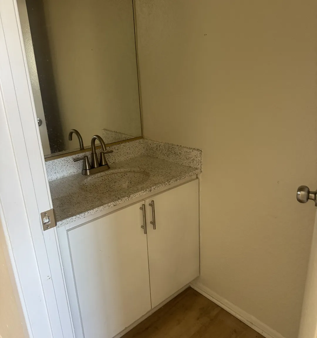 2 bed, $2,495 — Photo 3