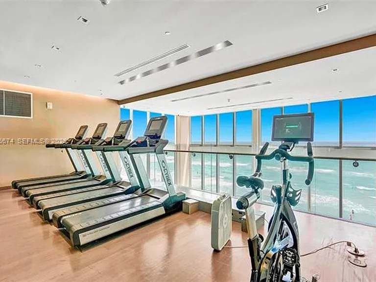 1830 Ocean Dr #CU-1210 — Photo 28