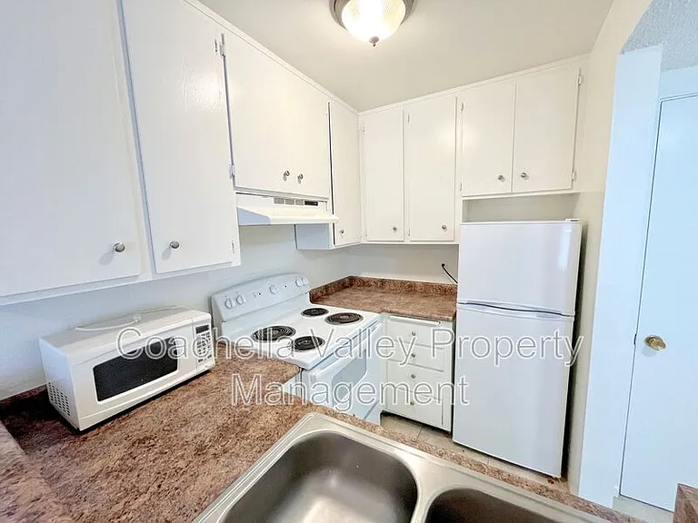 73600 San Gorgonio Way #10 — Photo 12
