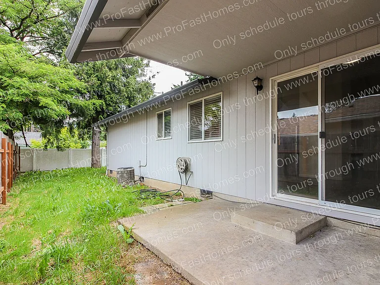 6416 SE 139th Ave — Photo 21