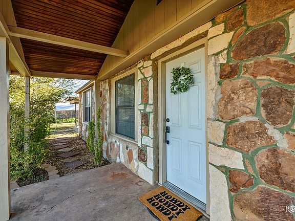 5th image of 2515 Woodlawn Dr