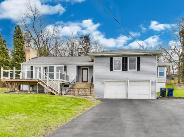 721 N River Rd, Algonquin, IL 60102