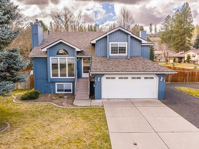 1st image of 621 W Teal Ave