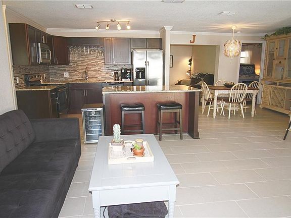 4th image of 3108 Winchester Dr