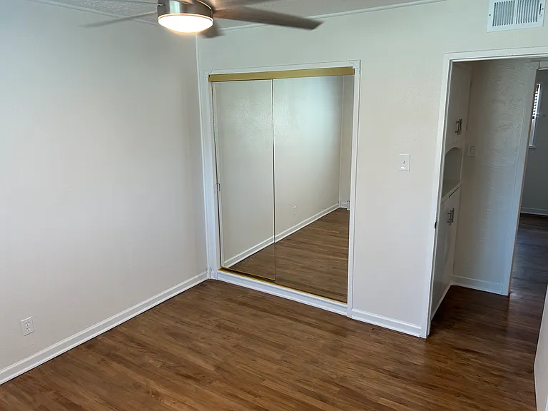 929 Georgia St SE — Photo 13
