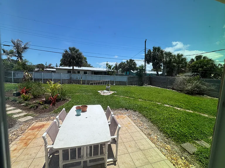 332 Berkeley St — Photo 20