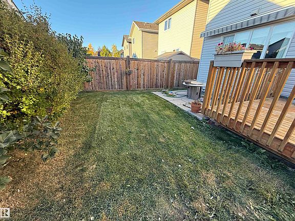 4th image of 7065 Cardinal Way SW