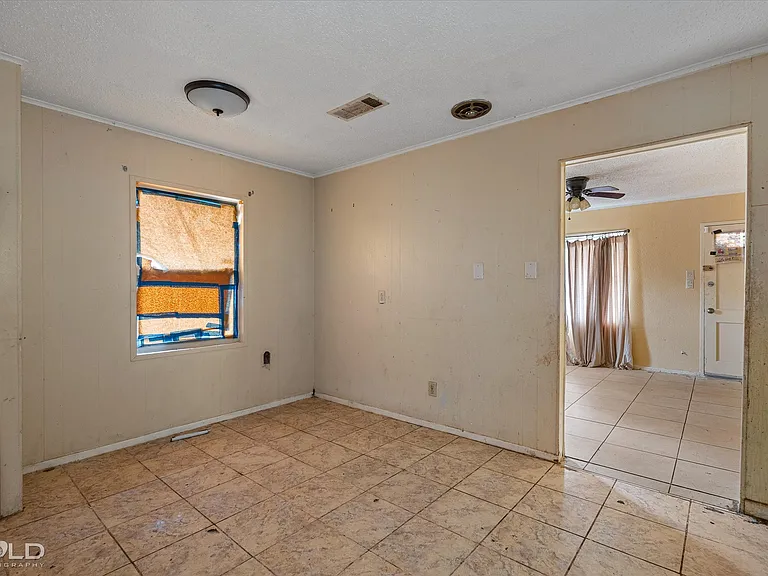 3051 Amherst St — Photo 12