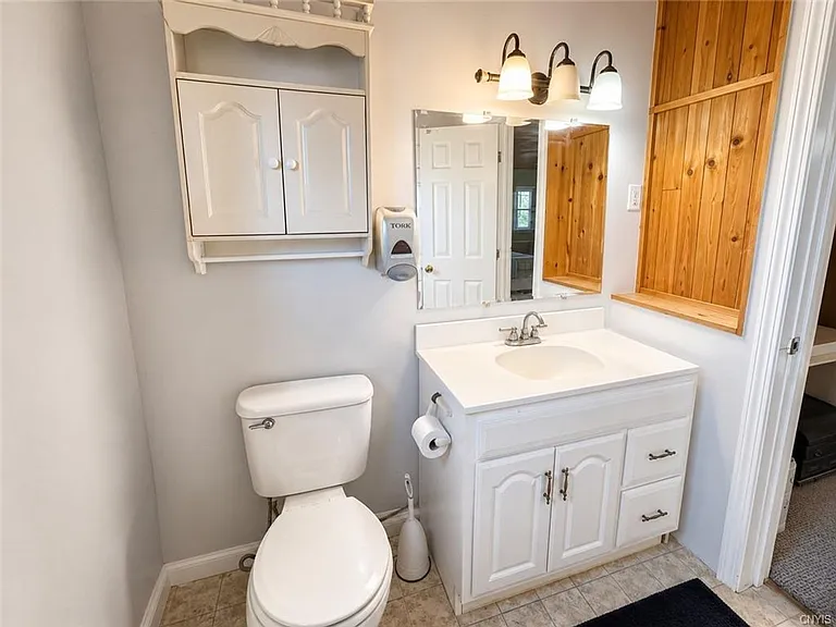 6126 Lowell Rd — Photo 17